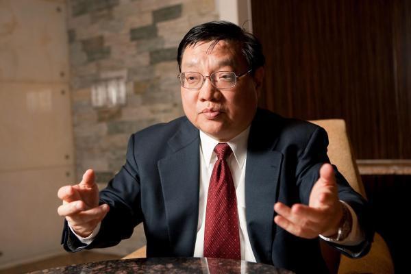 香港著名投资家曹仁超逝世，其传奇投资经历与金钱观揭秘