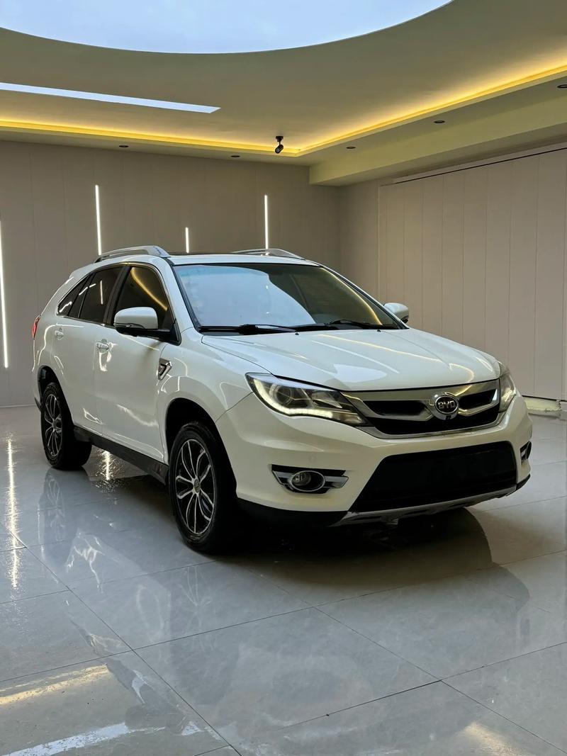 比亚迪全力进攻SUV！S7价格15万左右，10月底上市(图2)