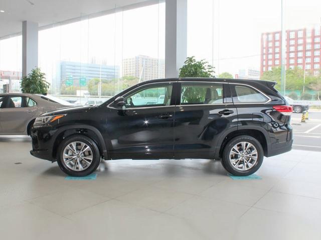 2021款汉兰达2.0T四驱精英版7座成交价是多少？来算算(图1)