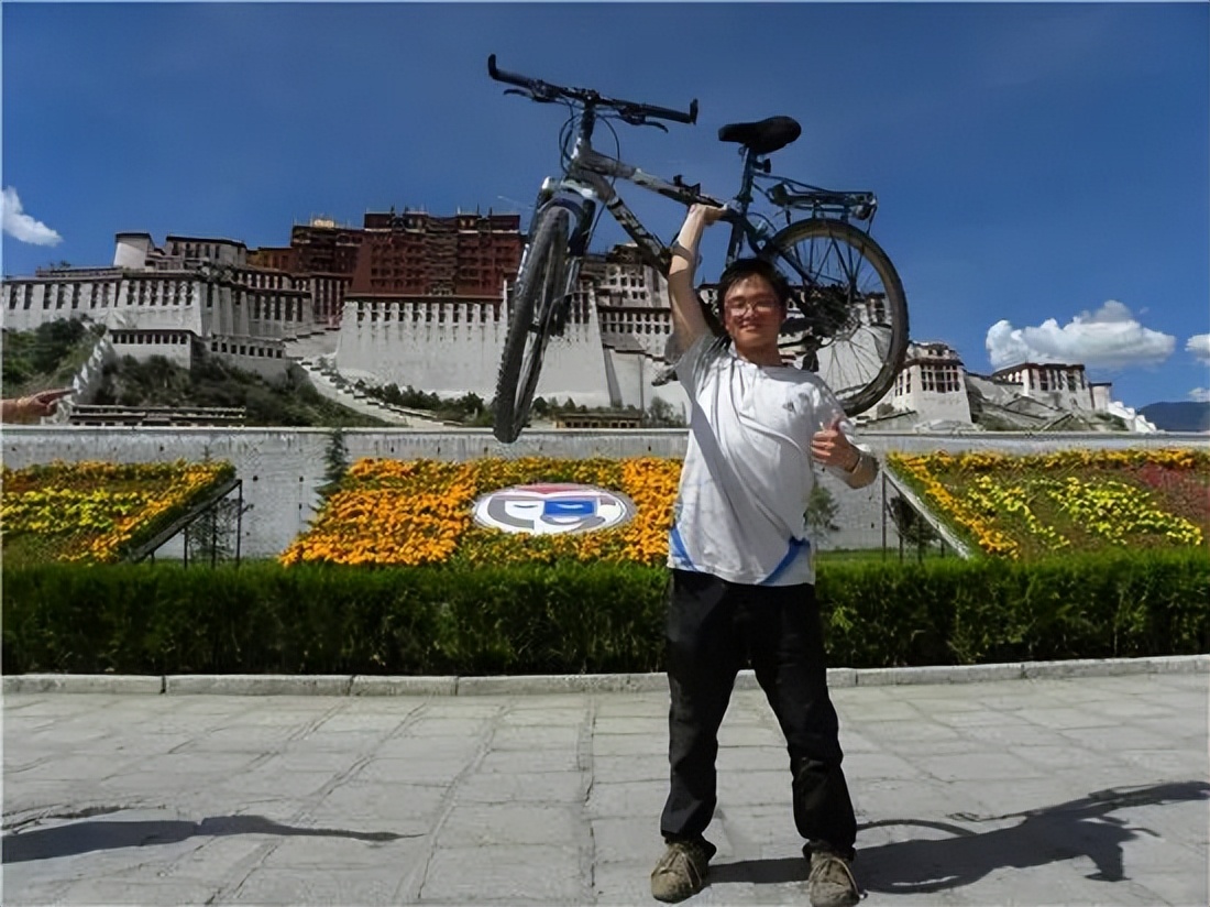 一顿饭80元，喜烧夜肉夹馍创始人卖“爱马仕炸串”，门店触达万家(图4)