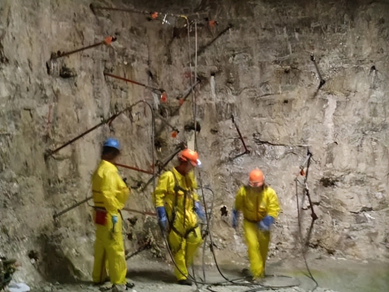 diffusion process 裂隙砂岩渗透注浆特性参数