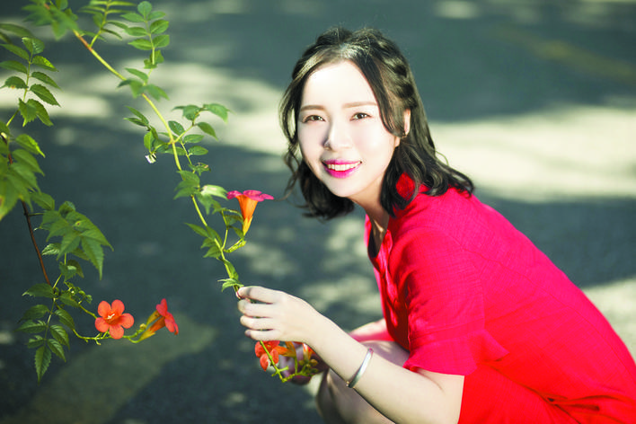 93年武义姑娘恋爱零经验，靠写言情小说成网络写手赚钱(图1)