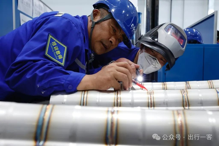 46 年巨变！中国造船业崛起，中国船舶报力撑实体经济(图3)